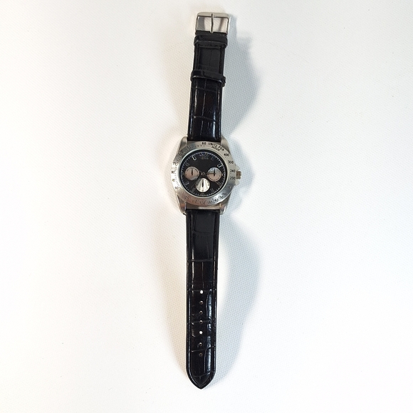 Steel & Black Leather Band Mens Quartz Analog Wrist Watch, New Battery - Picture 4 of 10